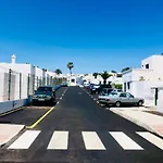Apartment Florencia, With Pool & Wifi In Puerto del Carmen (Lanzarote)
