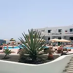Florencia, With Pool & Wifi In アパート プエルト・デル・カルメン